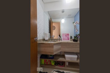 Lavabo de apartamento para alugar com 3 quartos, 97m² em Tristeza, Porto Alegre