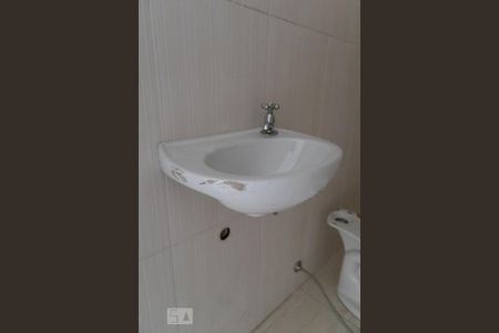 Lavabo de casa à venda com 3 quartos, 135m² em Vila Gustavo, São Paulo