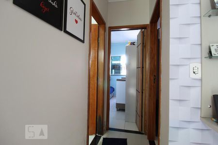 Corredor de apartamento à venda com 2 quartos, 50m² em Vila Suica, Santo André