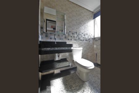 Banheiro da suíte de apartamento para alugar com 1 quarto, 37m² em Vila Andrade, São Paulo