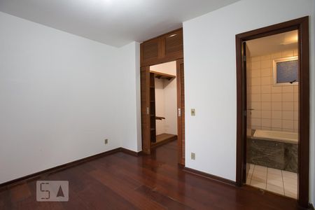 Suíte de apartamento para alugar com 3 quartos, 122m² em Centro, Ribeirão Preto