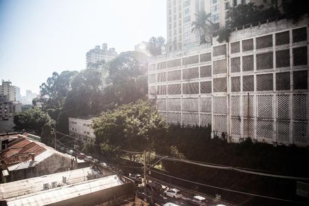 Vista da Sala de apartamento para alugar com 2 quartos, 71m² em Bela Vista, São Paulo