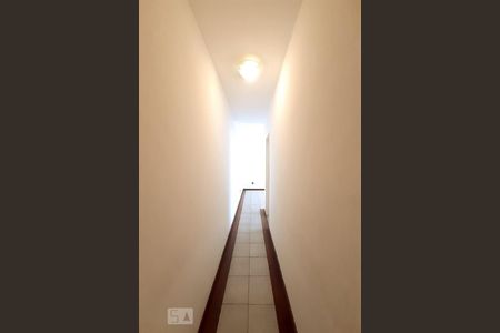 Corredor de apartamento para alugar com 2 quartos, 68m² em Cachambi, Rio de Janeiro