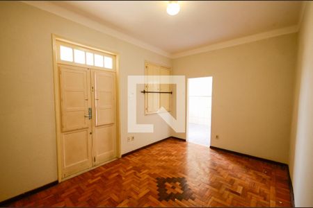 Sala de casa à venda com 2 quartos, 140m² em Estácio, Rio de Janeiro