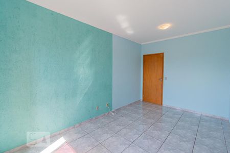 Sala de apartamento para alugar com 2 quartos, 62m² em C, Campinas