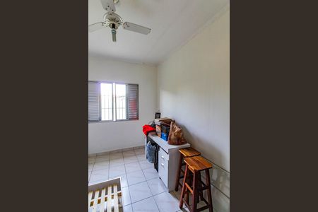 Quarto de casa para alugar com 2 quartos, 210m² em Jardim Flor da Montanha, Guarulhos