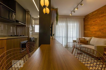 Sala/Cozinha de apartamento para alugar com 1 quarto, 52m² em Petrópolis, Porto Alegre