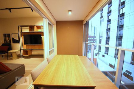 Varanda  de kitnet/studio à venda com 1 quarto, 42m² em Campo Belo, São Paulo