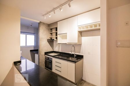 Cozinha de apartamento para alugar com 3 quartos, 70m² em Jaguaré, São Paulo