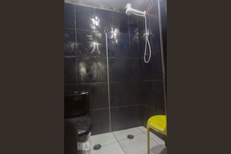 Banheiro de casa para alugar com 3 quartos, 200m² em Parque Monteiro Soares, São Paulo