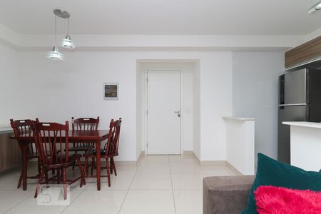 Sala de apartamento para alugar com 3 quartos, 80m² em Vila Osasco, Osasco