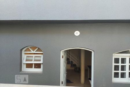 Vista de casa para alugar com 2 quartos, 70m² em Santa Maria, Osasco
