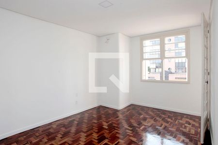 Quarto 1 de apartamento para alugar com 2 quartos, 75m² em Jardim Floresta, Porto Alegre