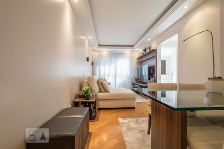 Sala de apartamento para alugar com 2 quartos, 65m² em Nova Piraju, São Paulo