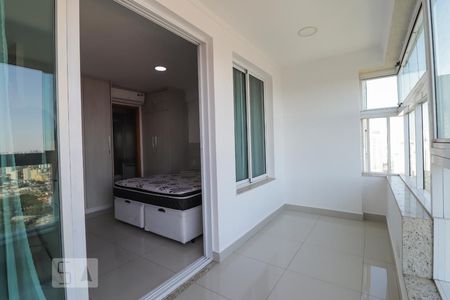 Varanda de kitnet/studio para alugar com 1 quarto, 48m² em Setor Bueno, Goiânia