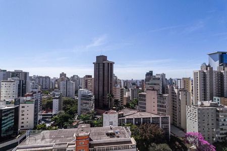 Vista da varanda da sala de apartamento para alugar com 1 quarto, 70m² em Savassi, Belo Horizonte