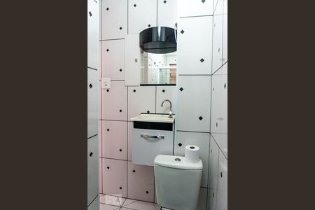 Banheiro de kitnet/studio à venda com 1 quarto, 30m² em Santa Cecília, São Paulo