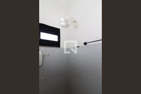 Banheiro de casa para alugar com 1 quarto, 38m² em Irajá, Rio de Janeiro
