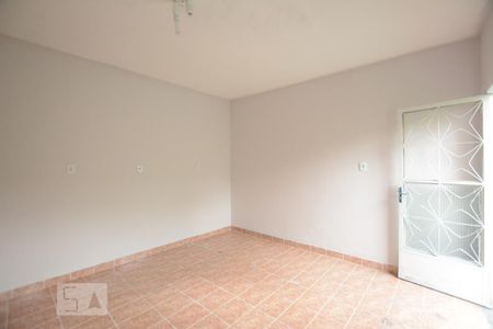 Sala/Quarto de casa para alugar com 1 quarto, 30m² em Irajá, Rio de Janeiro