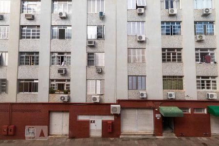 Vista da Sala de Estar de apartamento à venda com 2 quartos, 53m² em Medianeira, Porto Alegre