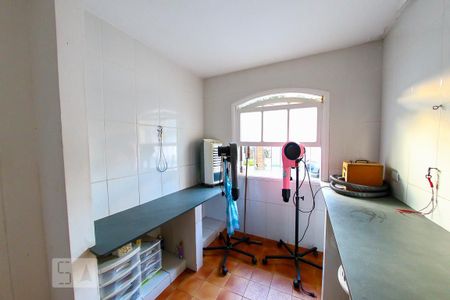 Casa para alugar com 248m², 6 quartos e 6 vagas Casa para alugar com 248m², 6 quartos e 6 vagasQuarto de Serviço