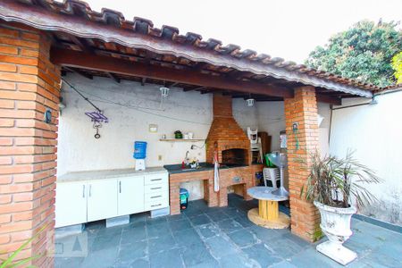 Casa para alugar com 248m², 6 quartos e 6 vagas Casa para alugar com 248m², 6 quartos e 6 vagasChurrasqueira