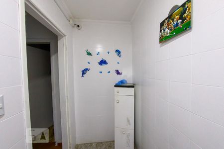 Casa para alugar com 248m², 6 quartos e 6 vagas Casa para alugar com 248m², 6 quartos e 6 vagasBanheiro de Serviço