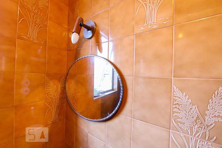 Casa para alugar com 248m², 6 quartos e 6 vagas Casa para alugar com 248m², 6 quartos e 6 vagasBanheiro da Suite 1