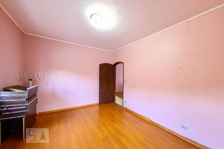 Casa para alugar com 248m², 6 quartos e 6 vagas Casa para alugar com 248m², 6 quartos e 6 vagasQuarto 1