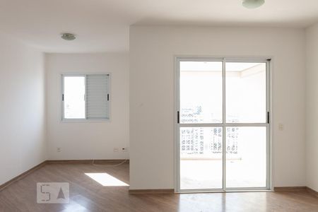 Apartamento para alugar com 70m², 1 quarto e 1 vagaSala