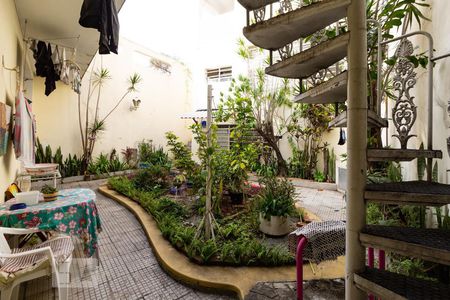varanda de casa para alugar com 8 quartos, 700m² em Jardim Vera Cruz, São Paulo