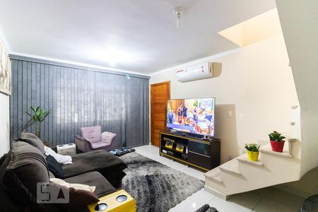 Sala de casa à venda com 3 quartos, 200m² em Aricanduva, São Paulo