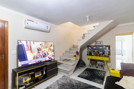 Sala de casa à venda com 3 quartos, 200m² em Aricanduva, São Paulo