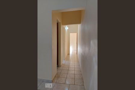 Corredor de casa para alugar com 2 quartos, 80m² em Cipava, Osasco