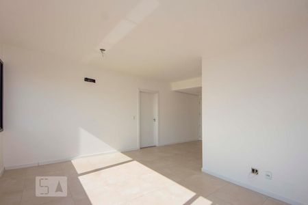 Sala  de apartamento para alugar com 3 quartos, 78m² em Jardim São Pedro, Porto Alegre