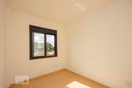 Quarto 2 de apartamento para alugar com 3 quartos, 78m² em Jardim São Pedro, Porto Alegre