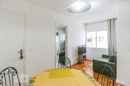 Apartamento à venda com 80m², 2 quartos e sem vagaSala de Estar