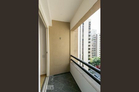 Varanda de apartamento para alugar com 2 quartos, 67m² em Moema, São Paulo