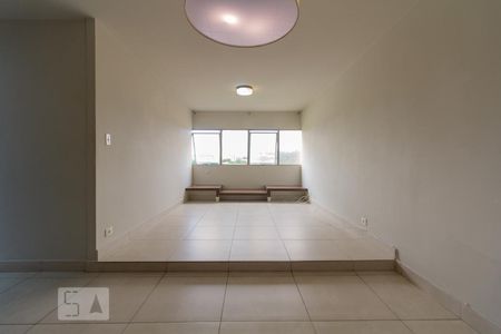 Sala de apartamento para alugar com 2 quartos, 80m² em Vila Pirajussara, São Paulo