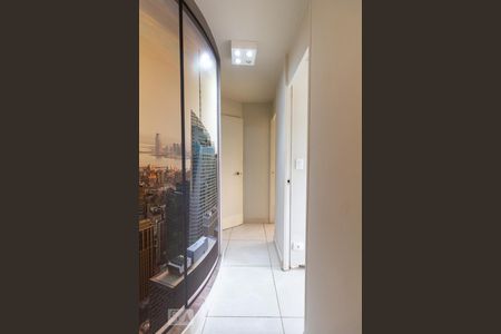 Corredor Quartos de apartamento para alugar com 2 quartos, 80m² em Vila Pirajussara, São Paulo