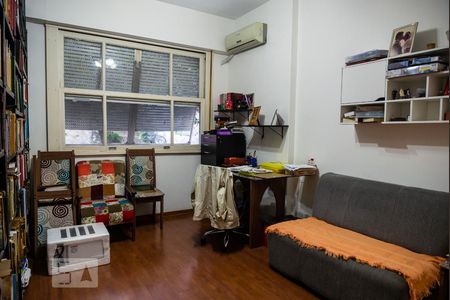 Quarto 1 de apartamento à venda com 4 quartos, 220m² em Copacabana, Rio de Janeiro