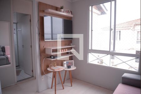 Sala de apartamento para alugar com 2 quartos, 50m² em Bairro Fátima, Canoas