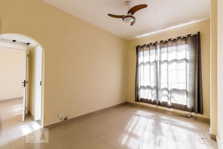 Sala de apartamento para alugar com 1 quarto, 37m² em Jardim Guanabara, Rio de Janeiro