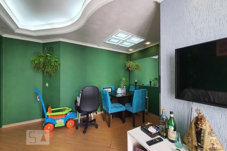 Sala de apartamento para alugar com 2 quartos, 49m² em Vila Firmiano Pinto, São Paulo