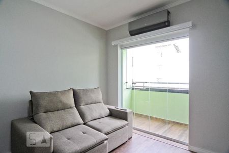 Sala de apartamento para alugar com 2 quartos, 53m² em Vila Palmeiras, São Paulo