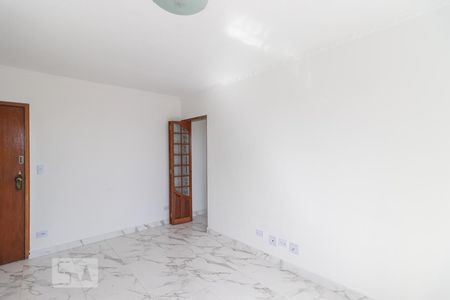 Sala de apartamento para alugar com 1 quarto, 72m² em Vila Londrina, São Paulo