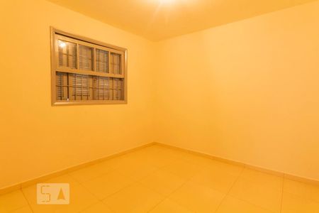 Quarto de casa para alugar com 1 quarto, 50m² em Vila Guarani (z Sul), São Paulo