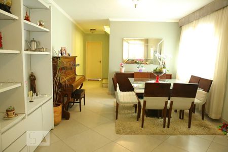 Sala de casa para alugar com 3 quartos, 174m² em Jardim da Saúde, São Paulo