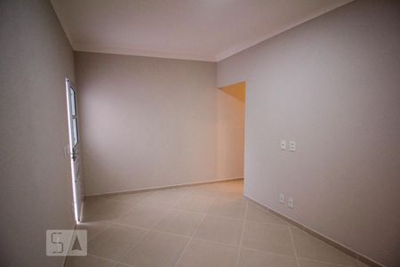 Sala de casa para alugar com 2 quartos, 90m² em Vila Santana Ii, Jundiaí