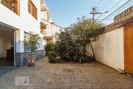 Área Externa de casa à venda com 4 quartos, 600m² em Jardim Textil, São Paulo